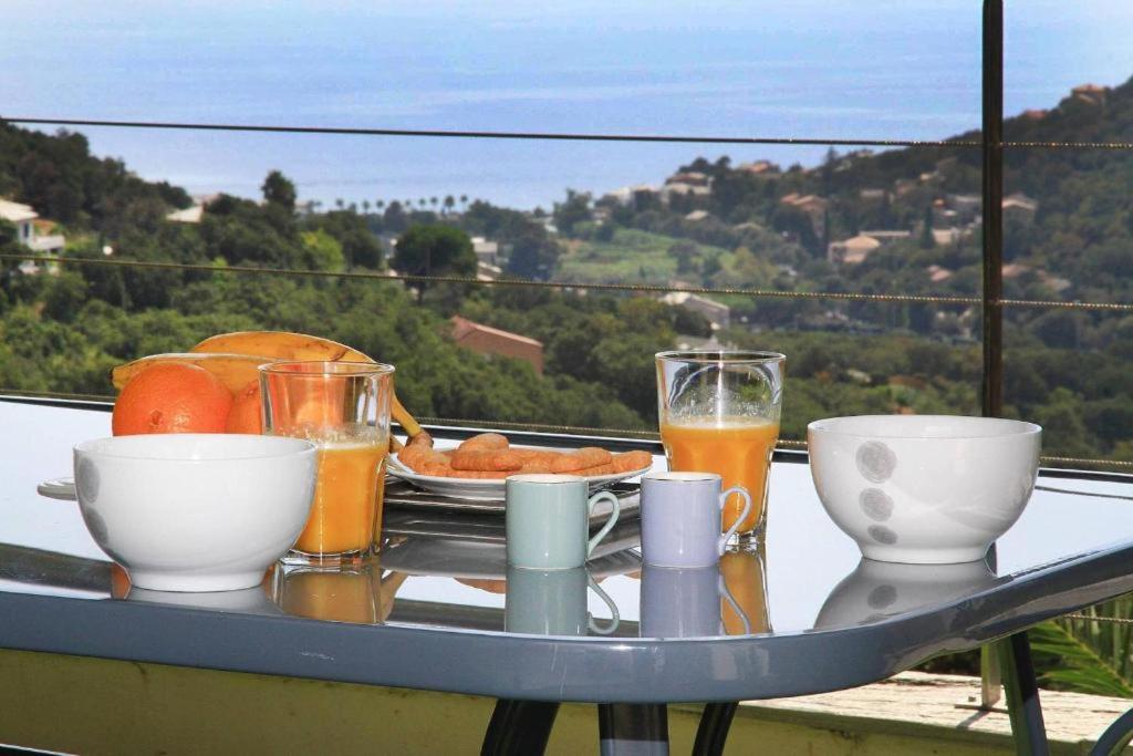 Cap Corse Uribellinu 1, Petit Dejeuner Partine Buitenkant foto