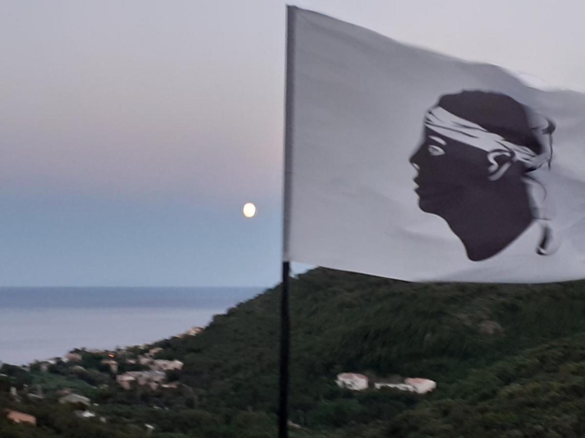 Cap Corse Uribellinu 1, Petit Dejeuner Partine Buitenkant foto